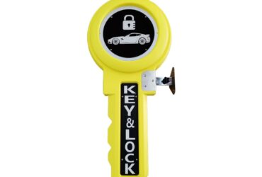 Stylish Key Shaped Luminous Acrylic Signage (1)